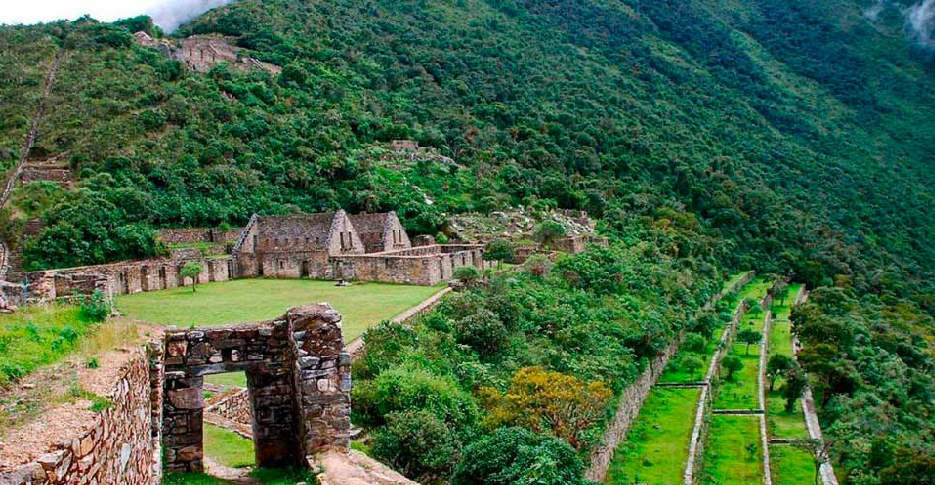 o-pôr do sol-em-choquequirao-cusco