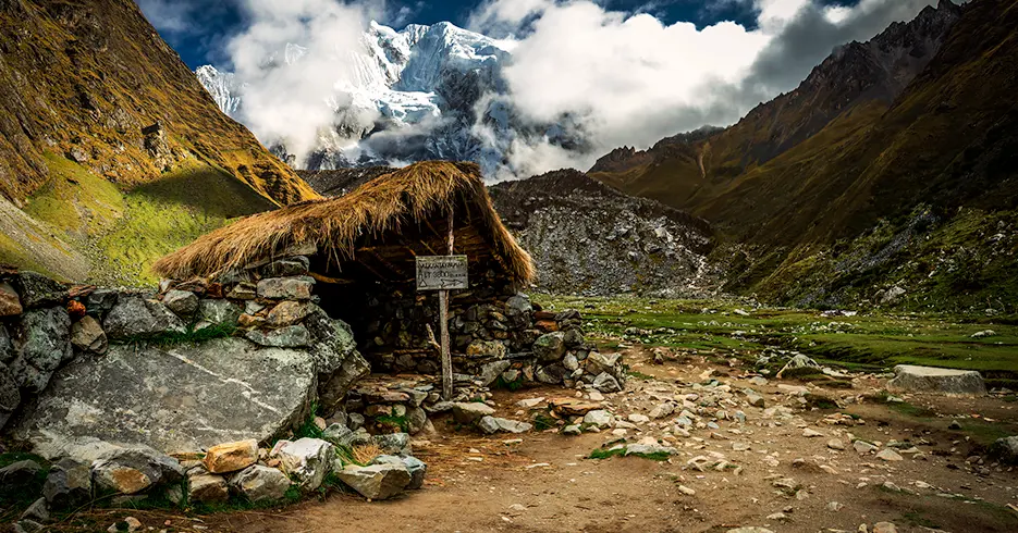 Vista do Salkantay Apu ao fundo na Trilha Salkantay