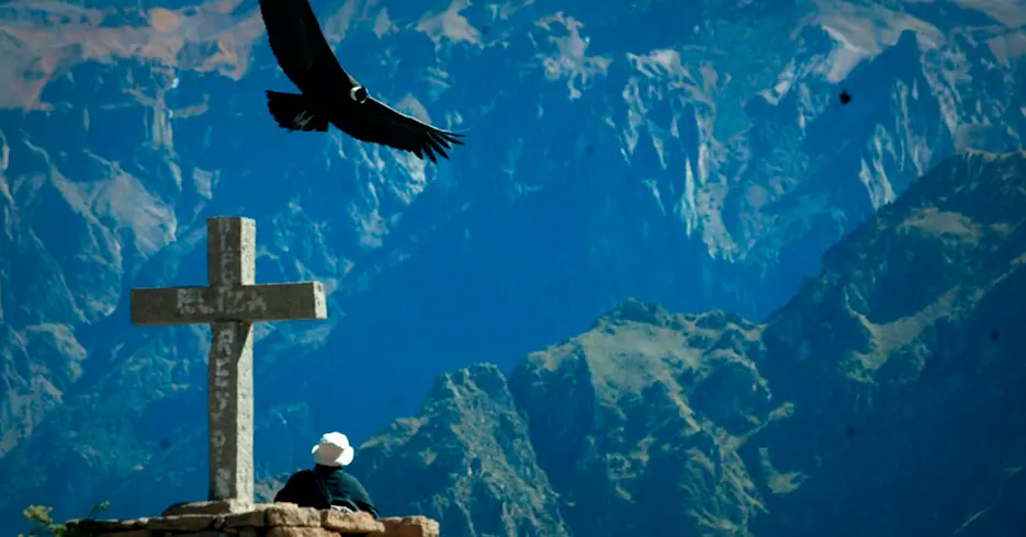 Mirante da Cruz del Condor no Cânion do Colca