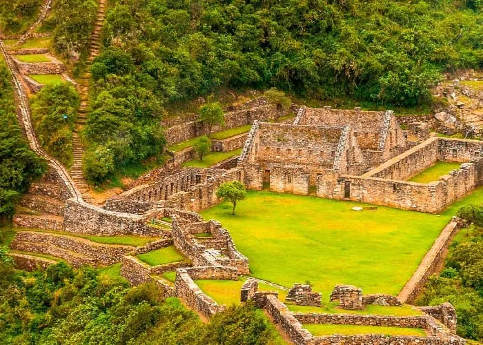 Choquequirao Trek 5 days — scenic view in Cusco, Peru | Peru Grand Travel
