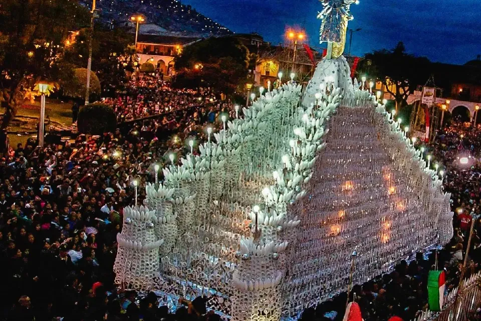 Holy Week procession in Ayacucho